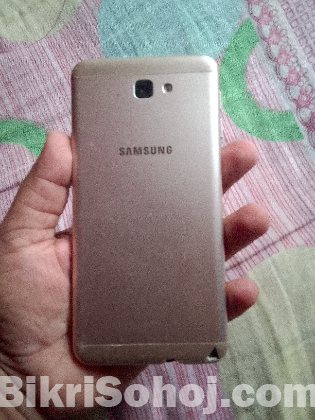 Samsung Galaxy j7 prime